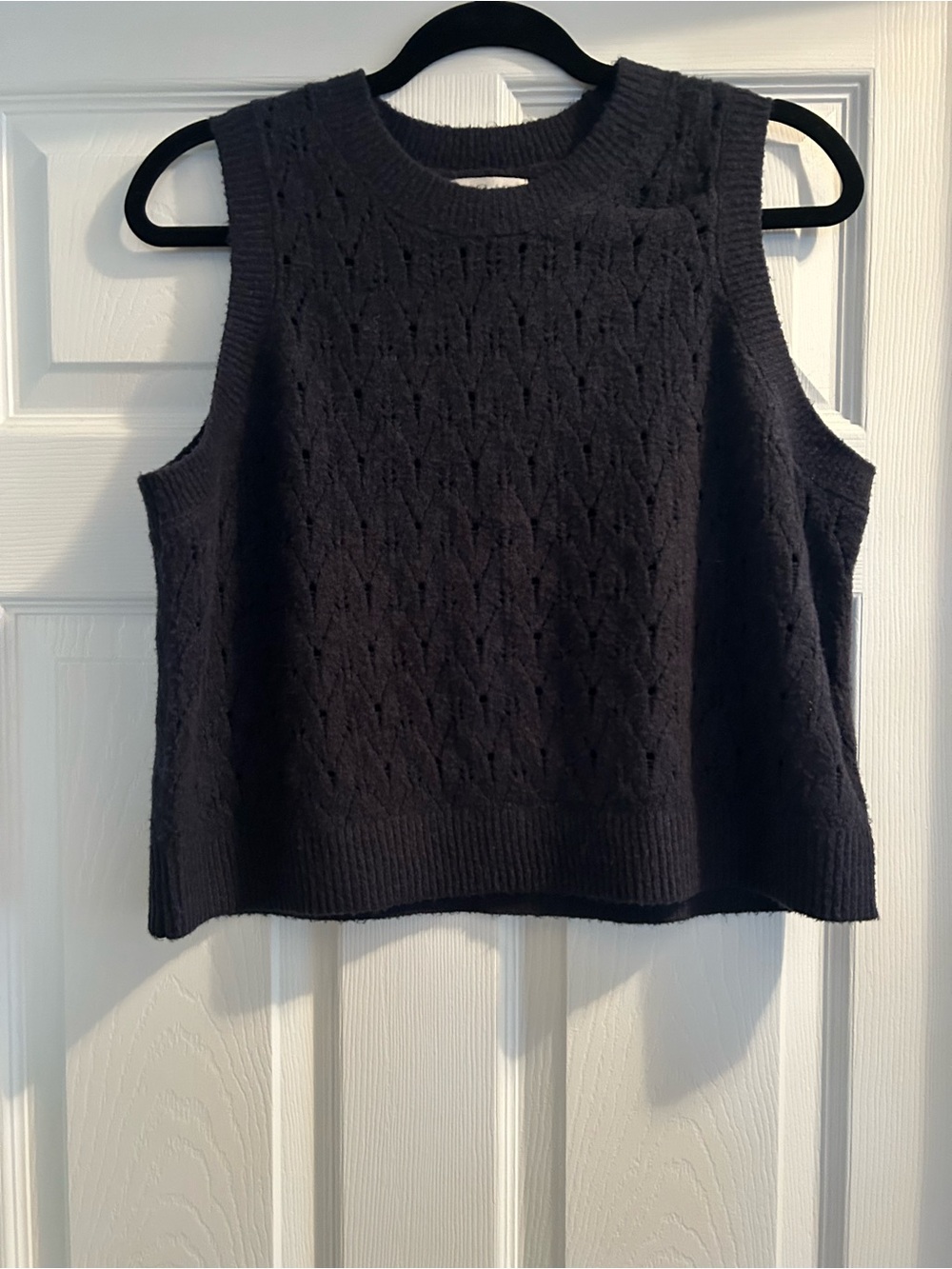 Universal Thread Navy Blue Knit Sleeveless Tank